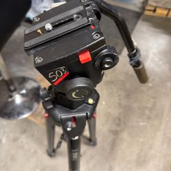 Bogen Manfrotto 3251 Heavy Duty Video Tripod w/ 503 Fluid Head Pan Handle