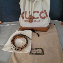 New Gucci canvas Bag
