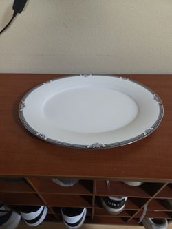 NORITAKE Fine China LARGE 13 1/2" OVAL SERVING PLATTER Halifax 7729