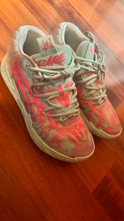 Melo basketball shoes