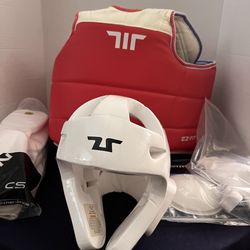 taekwondo gear new never used size small
