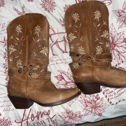 Brown Boots Flowers Print