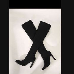 Black Boots Worn Once Size 6. Stretch Material To Fit All Size Calves. See My Page 