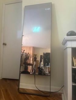 Lululemon Studio/Peloton Smart Fitness Mirror - Excellent Condition