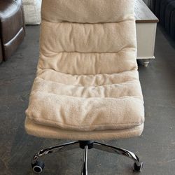 Teddy Velvet Swivel Office Chair Without Armrests Comfortable Cross Legs Office Chair With Wheels (White)  💰80$
