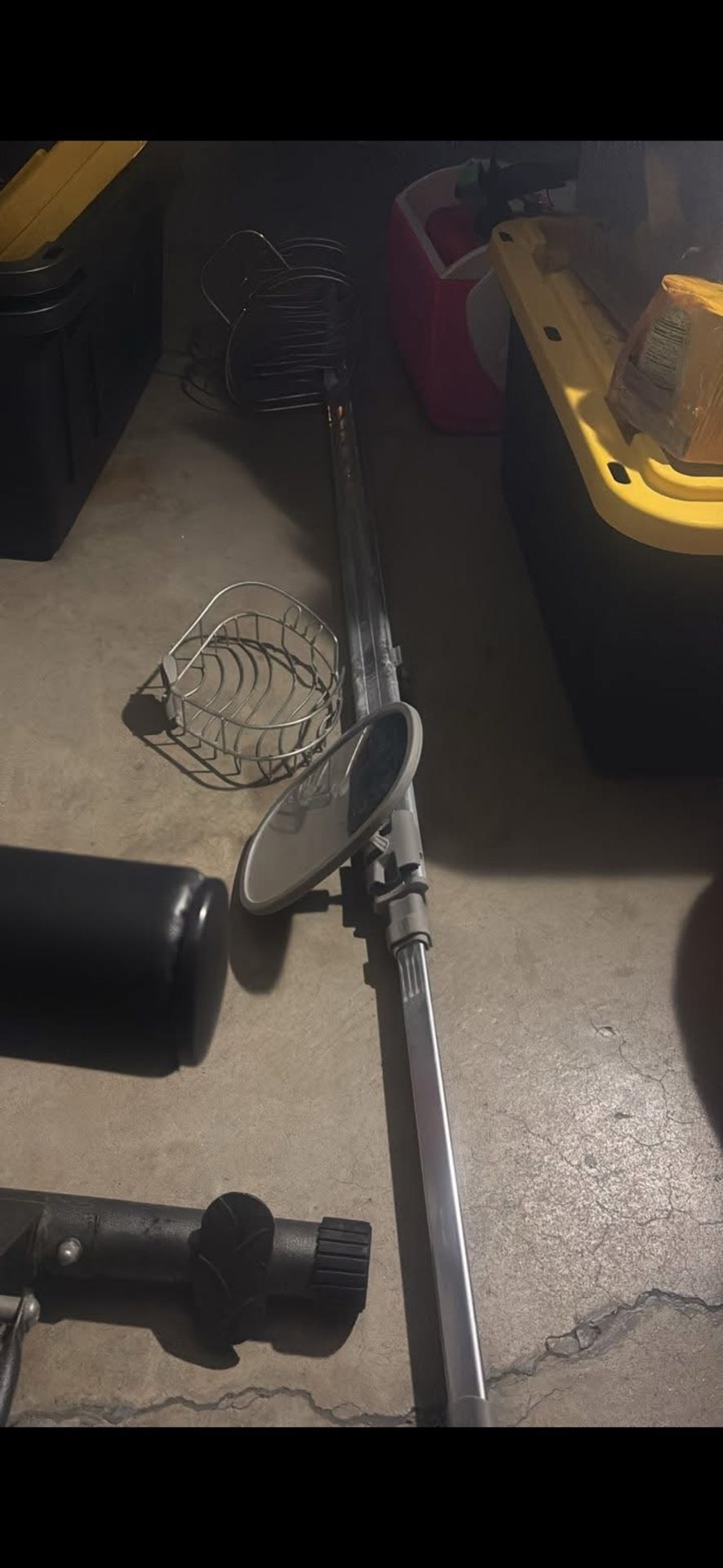 Shower Caddy And Work Out Equipment Free Don’t Ask If It’s Available I Will Delete As Soon As It’s Not 