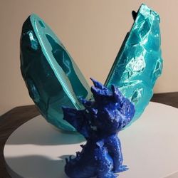 3D Printed Dragon Egg with Baby Dragon