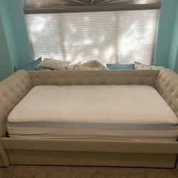 Twin Trundle Bed 
