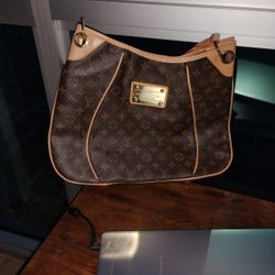 Beautiful Vintage Louis Vuitton Bag