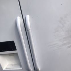 Frigidaire Refrigerator