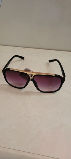 Louis Vuitton San glasses Brend new