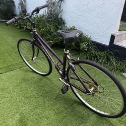 Cannondale Comfort Hybrid Bike – Excellent Condition