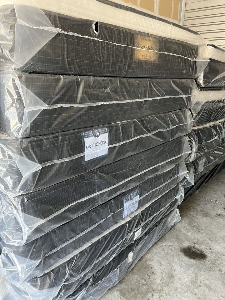 **BRAND NEW QUEENFULL TWIN AND KING MATTRESS*