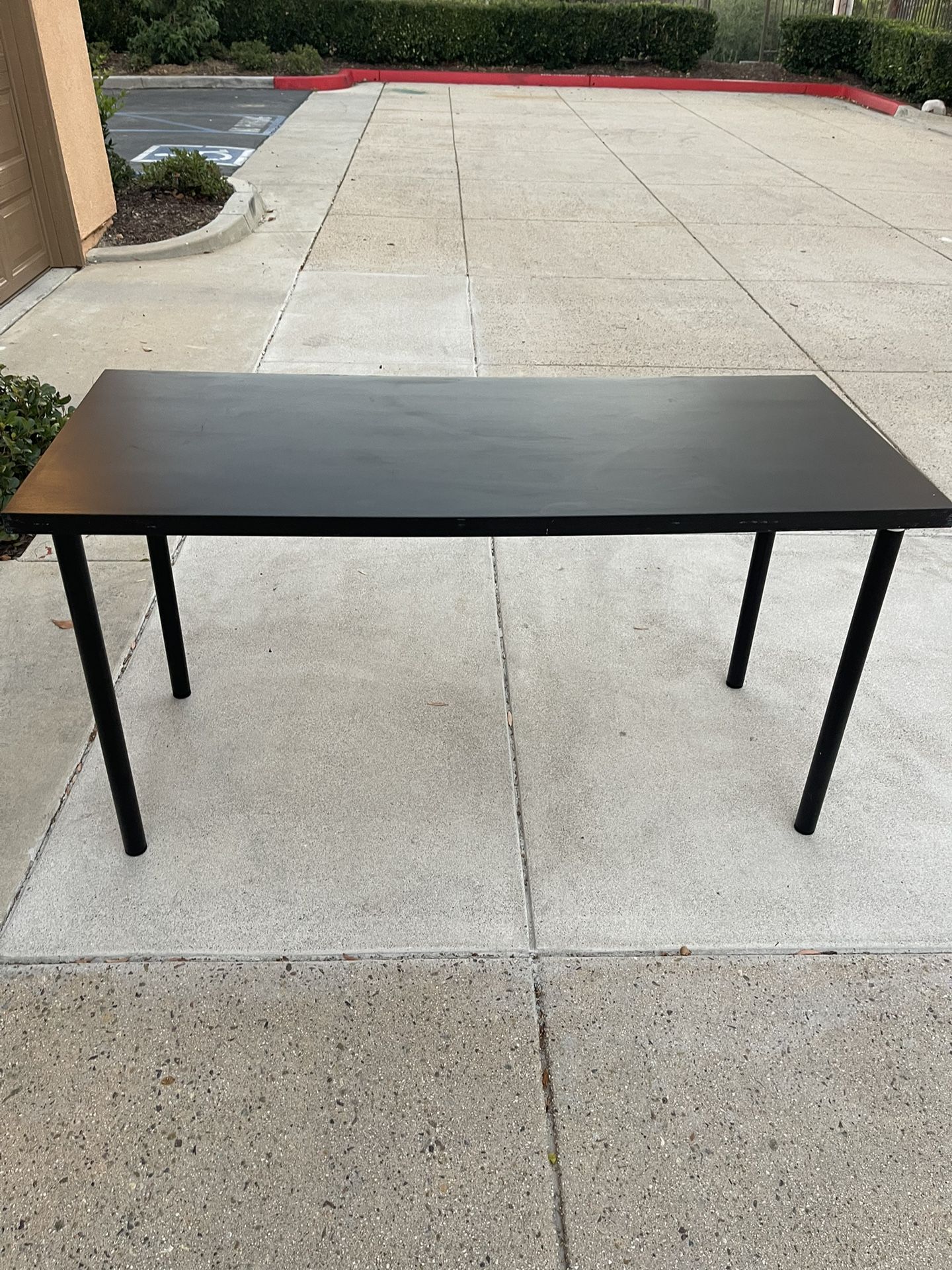 Black Wooden Table