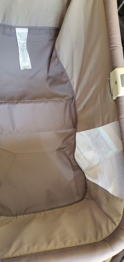Chicco Bassinet Portable, Travel