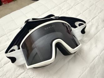 Oakley goggles