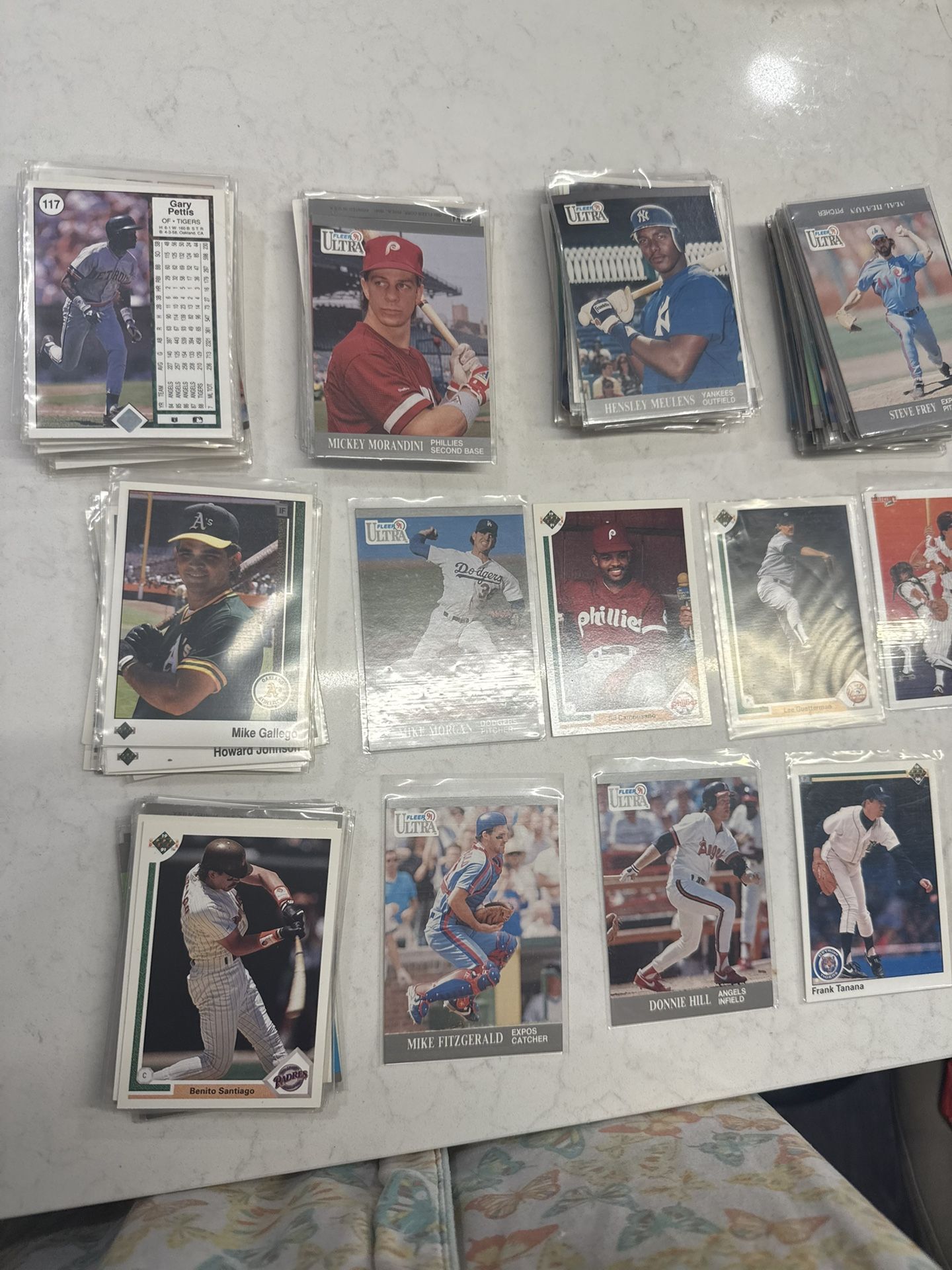 Bulk Lot Baseball Cards - 366 Cards - Fleer Ultra, Upper Deck, Mixed Players & Years