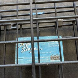 Pet kennel 36L x 24W x 27H