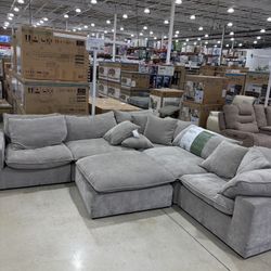 Modular Sectional Sofa — Like New — Oversized & Super Comfortable