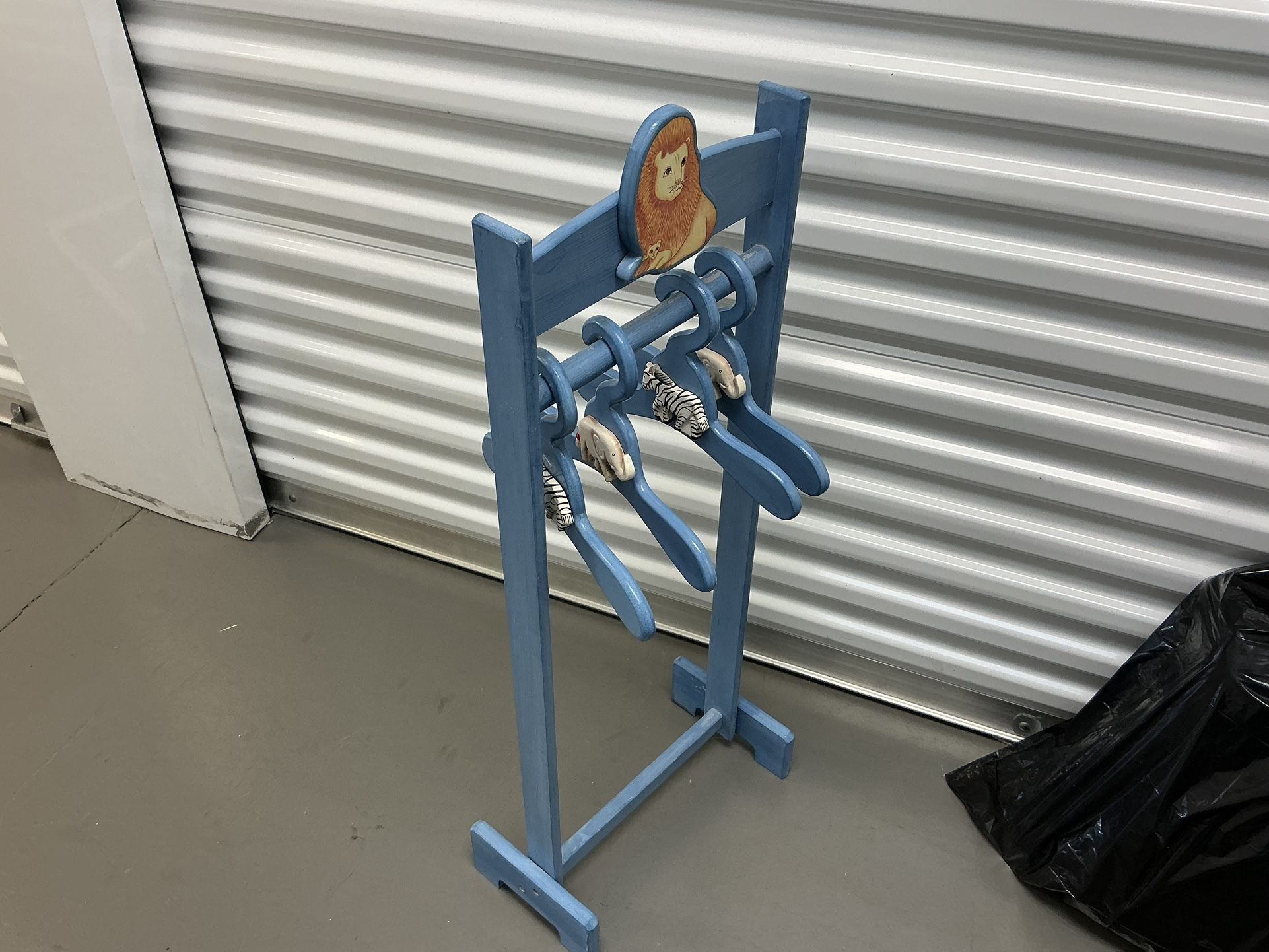 Kids Mini Cloths Rack