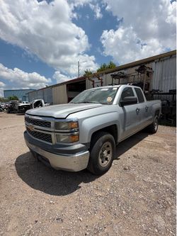 2014 Chevy Silverado 1500 W/T DOUBLE CAB 4.3L v6 - FOR PARTS ONLY