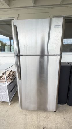 Frigidaire Refrigerator