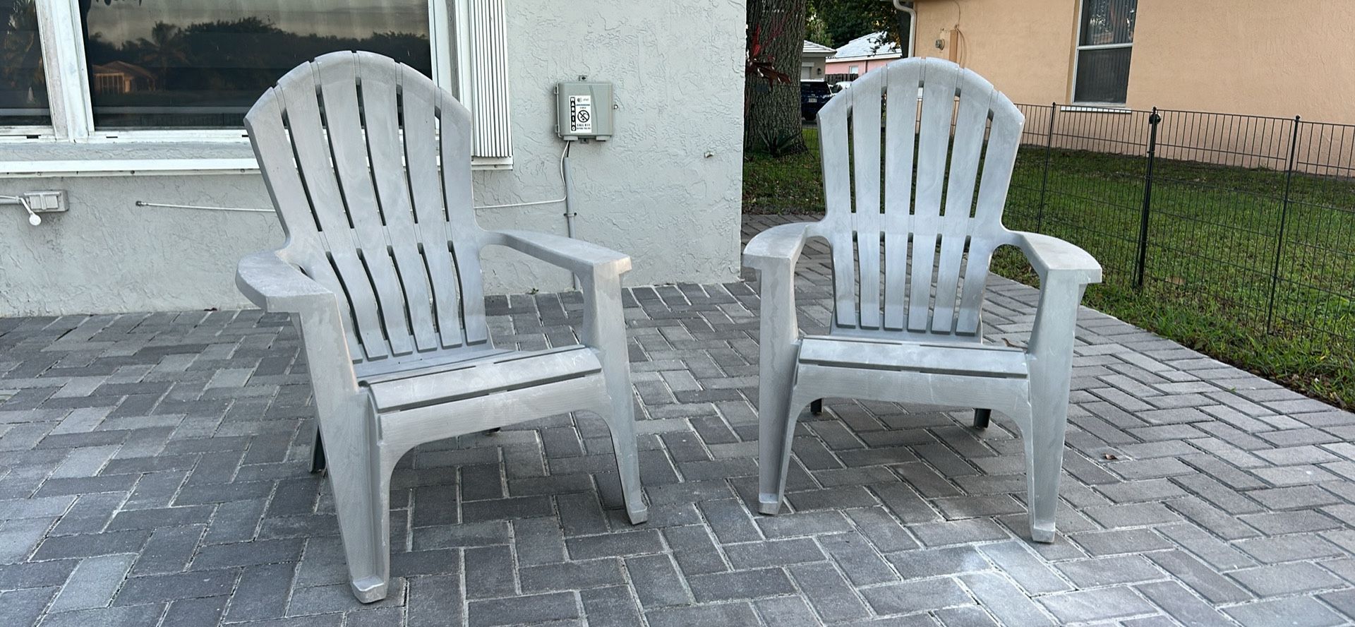 Plastic Chairs For Sale 