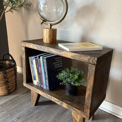 Coffee Table, Video Game Table,  Side Table (indoor Or Outdoor)