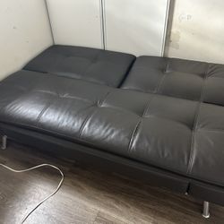 FUTON