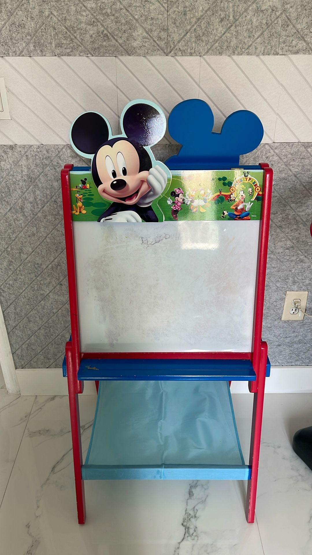 Free Mickey Chalkboard Two Sides . Miramar Area. Pick Up Only