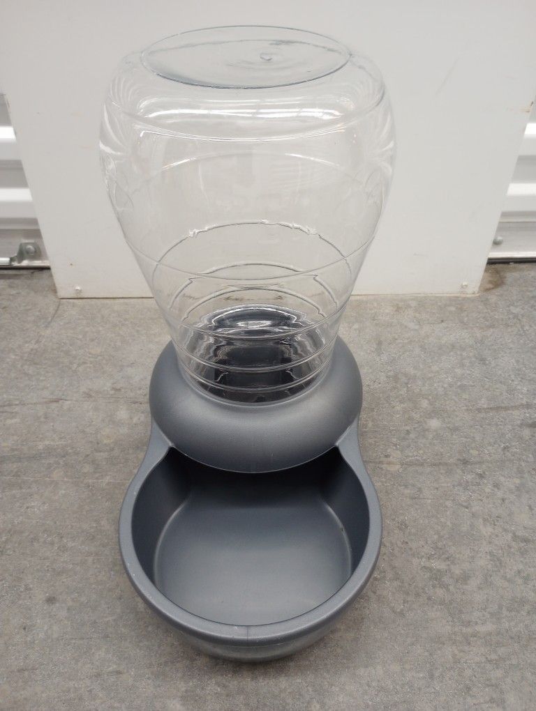 Petmate Replenish Waterer Gray Dogs 1 Gallon