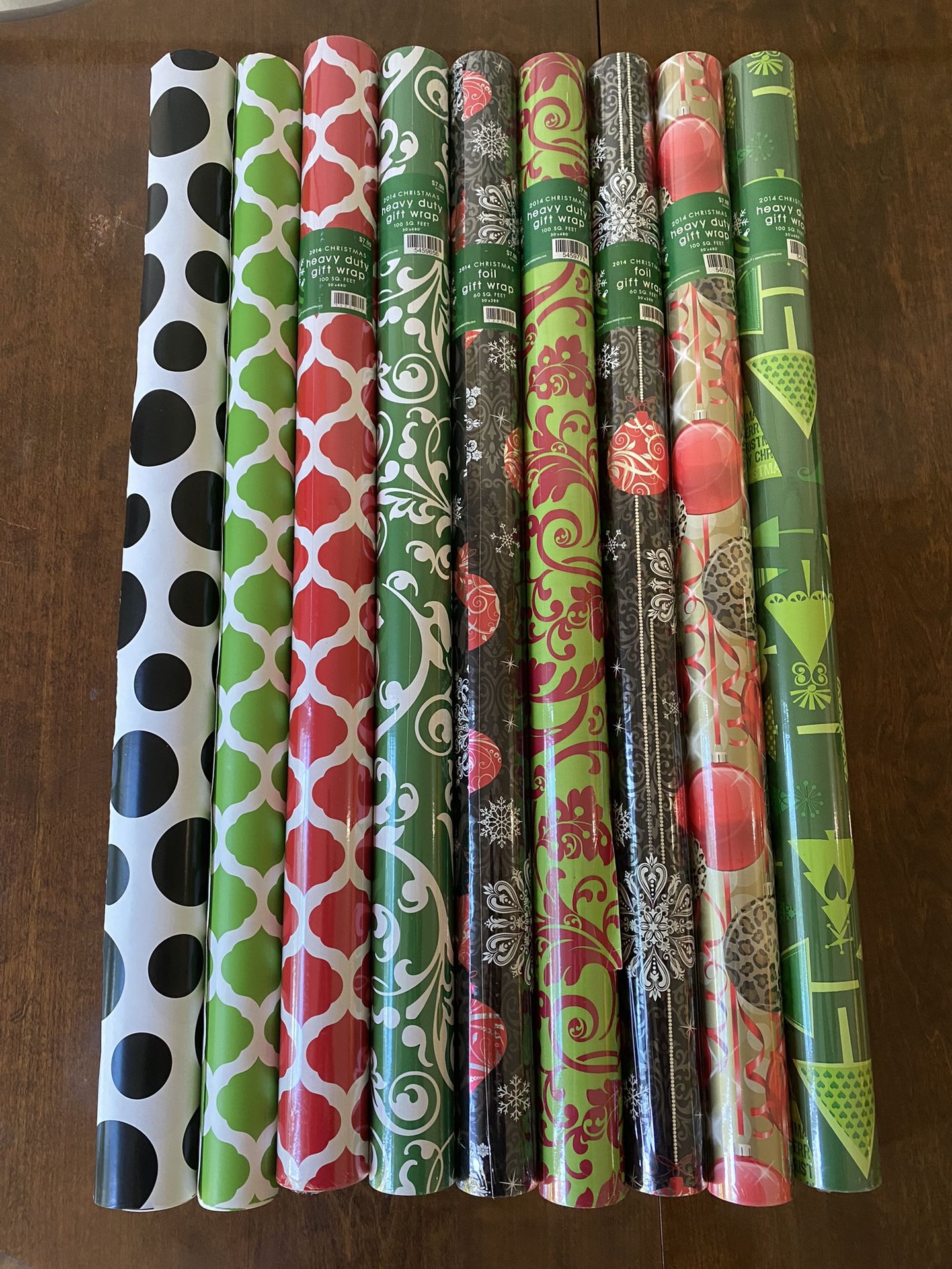 Christmas Gift Wrapping Paper 9 Rolls