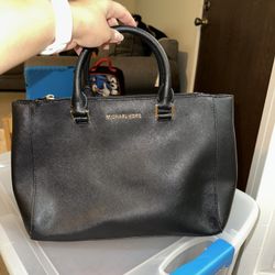 Authentic Michael Kors Bag 