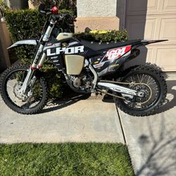 dirt bike husqvarna fc 250