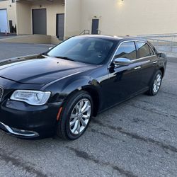 2017 Chrysler 300C