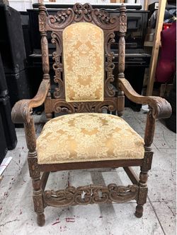 Beautiful antique chair from New Orleans
