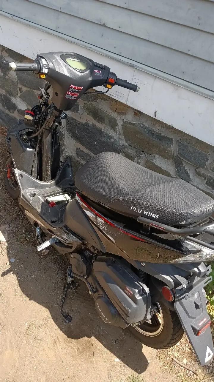 150cc Flywing Scooter 