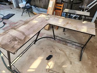 Desk - black l shape