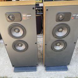 Speakers Vintage Speakers JBL 630T Speakers Great Sound Home Speakers Tower Speakers MAKE AN OFFER!
