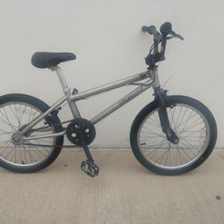 Mid School 2005 Specialized FUSE 1 BMX Flatland Freestyle Bike 20" Boy's Bicycle