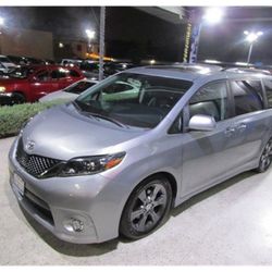 2015 Toyota Sienna SE