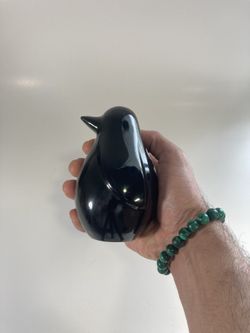 Onyx Penguin