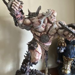 Odium Giant Collectible 