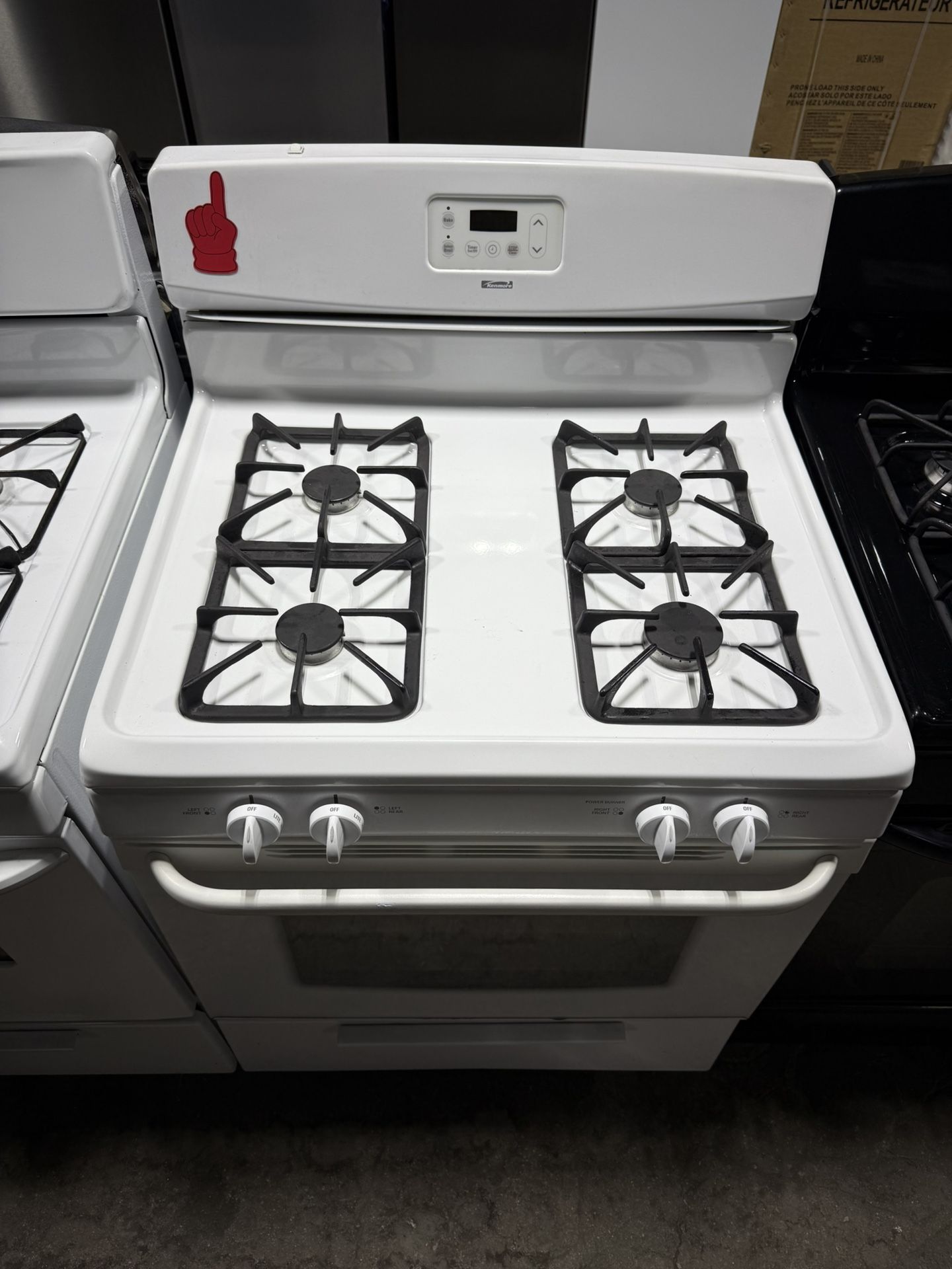 Kenmore white 4 burner range stove 