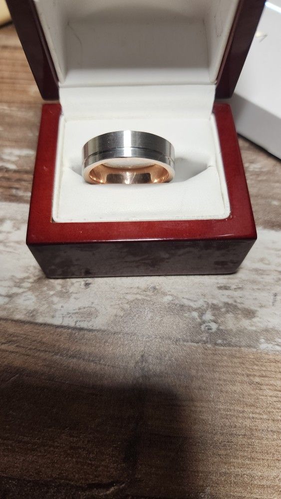 Custom Made Mens Wedding / Engagement Ring