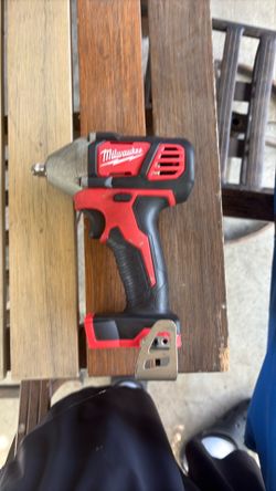 Milwaukee M18 18V Lithium-Ion Cordless 3/8 in. Impact Wrench W/ Friction Ring (Tool-Only)