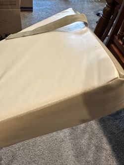 Neutral Color, Easy, Clean, Firm Support, Booster Seat