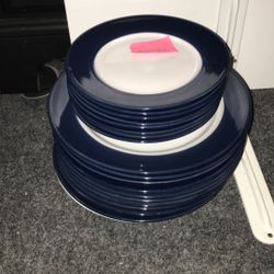 Blue And White Glass Plates Set