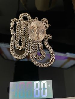 26” 925 Silver Cubin link chain and pendant