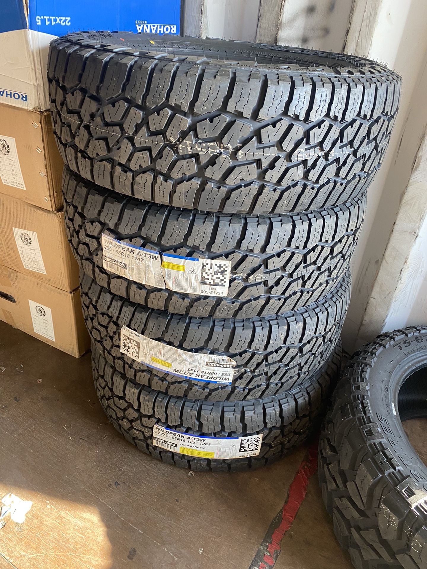 BLACK FRIDAY SPECIAL ON FALKEN TIRES ALL SIZES for Sale in Stockton, CA